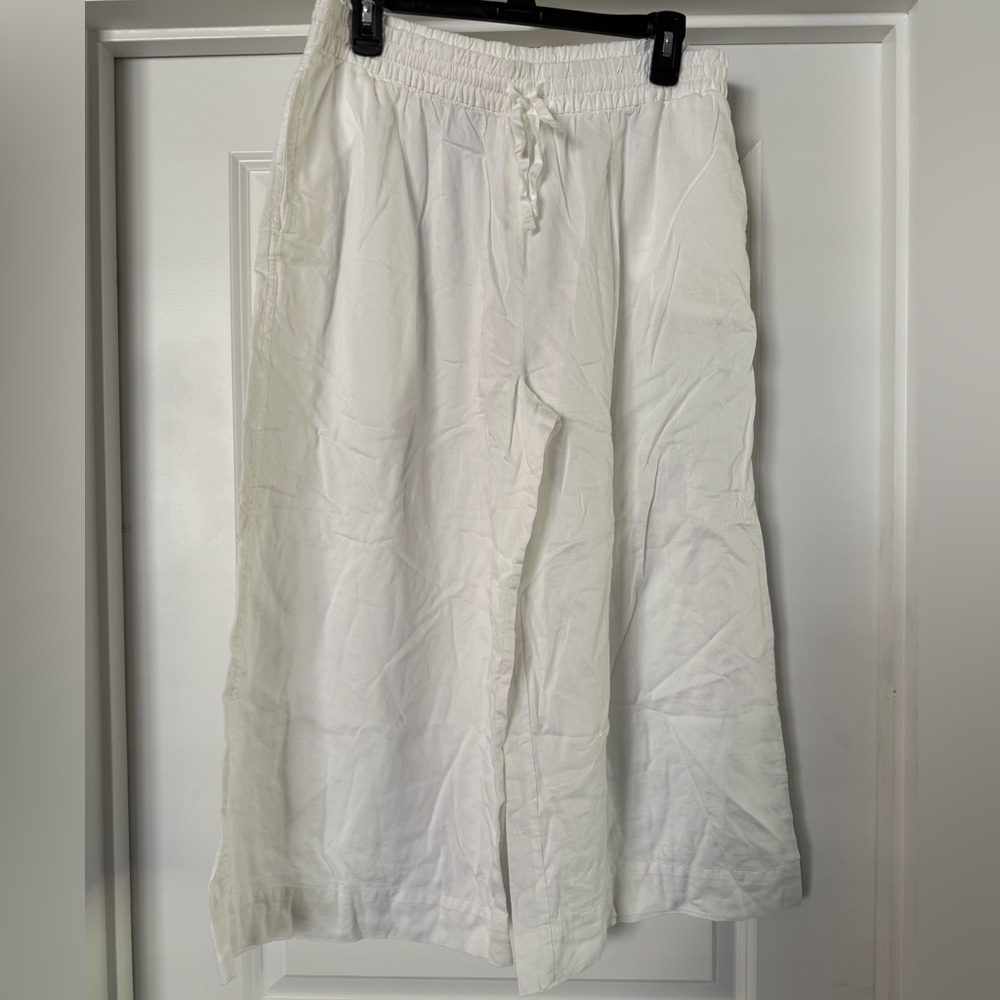Athleta 100% organic cotton cropped wide leg white pants